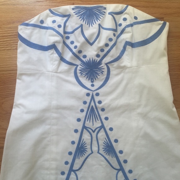 "Bowen" White & Blue Embroidered Strapless Dress - Picture 2 of 6